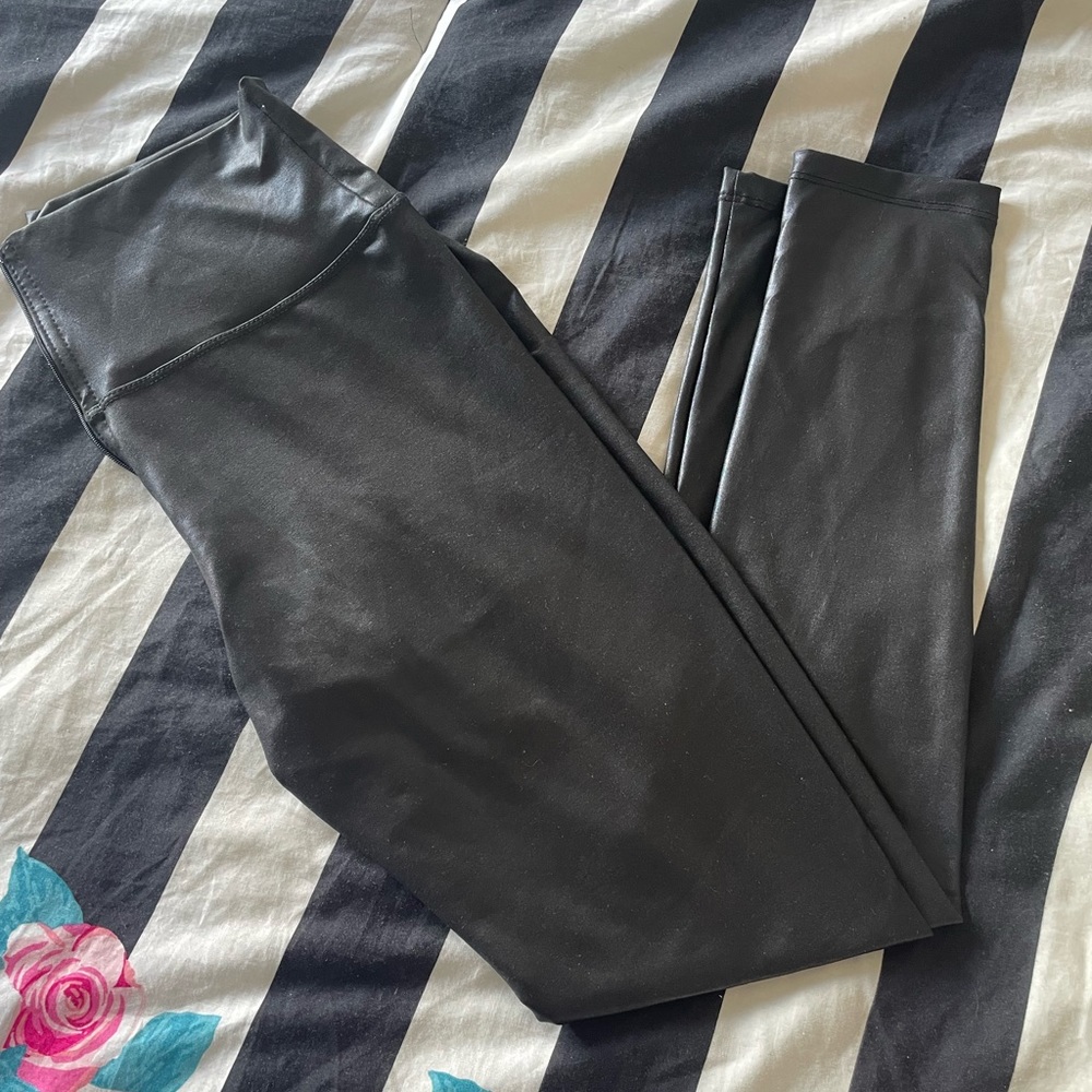 High rise faux leather  colombian leggings